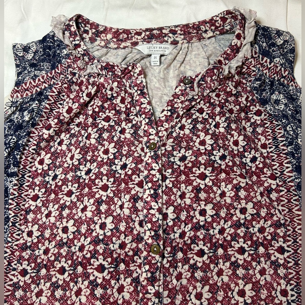 Lucky Brand Red & blue Sleeveless Buttoned Blouse w Mandarin ruffle Collar sz 1X - Picture 3 of 14